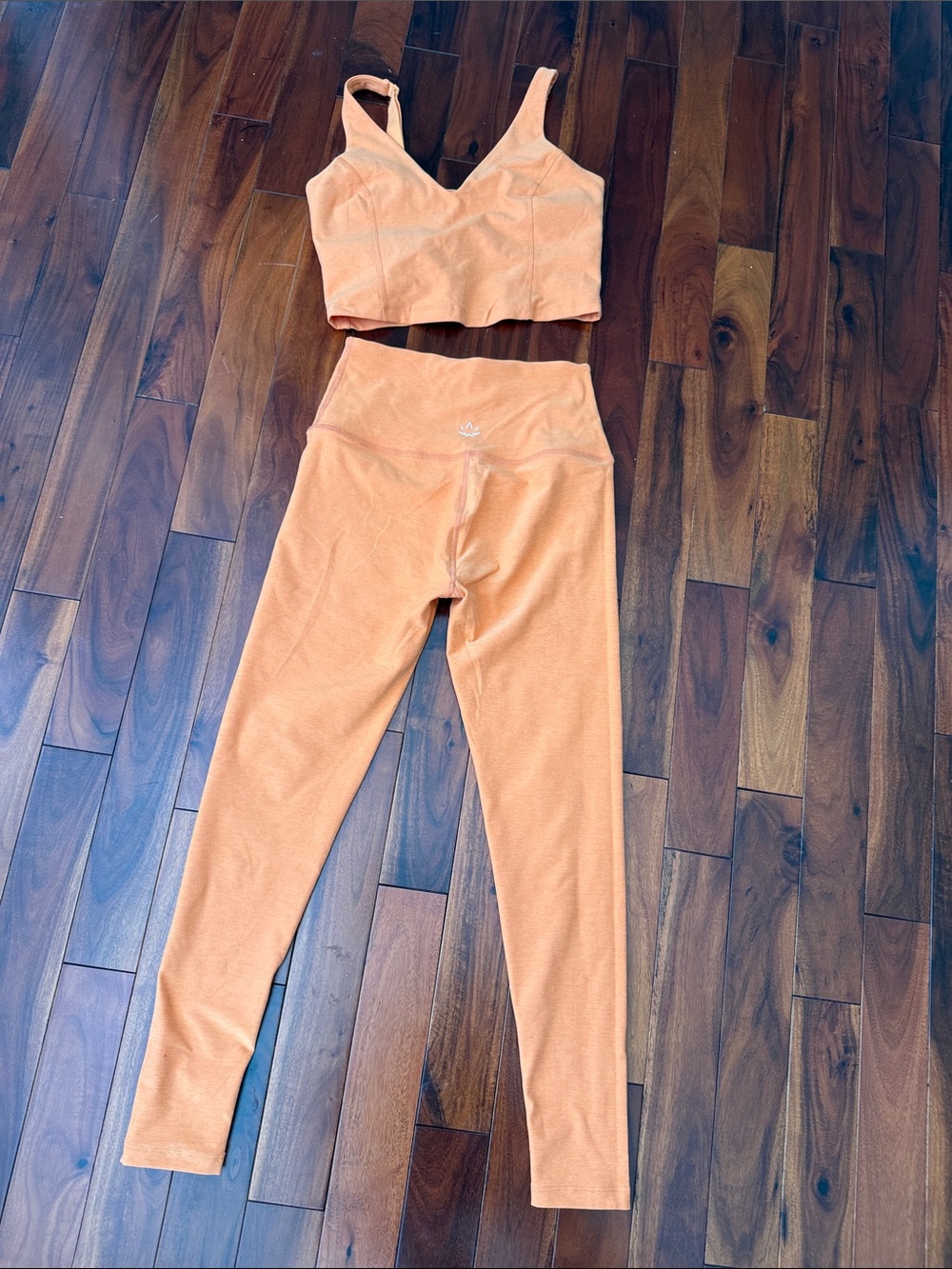 Beyond Yoga Orange Crop Tank and Leggings Set - Picture 4 of 5